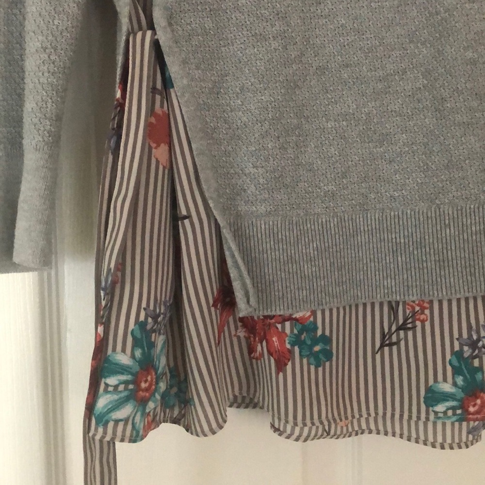 Sweater - Picture 2 of 3
